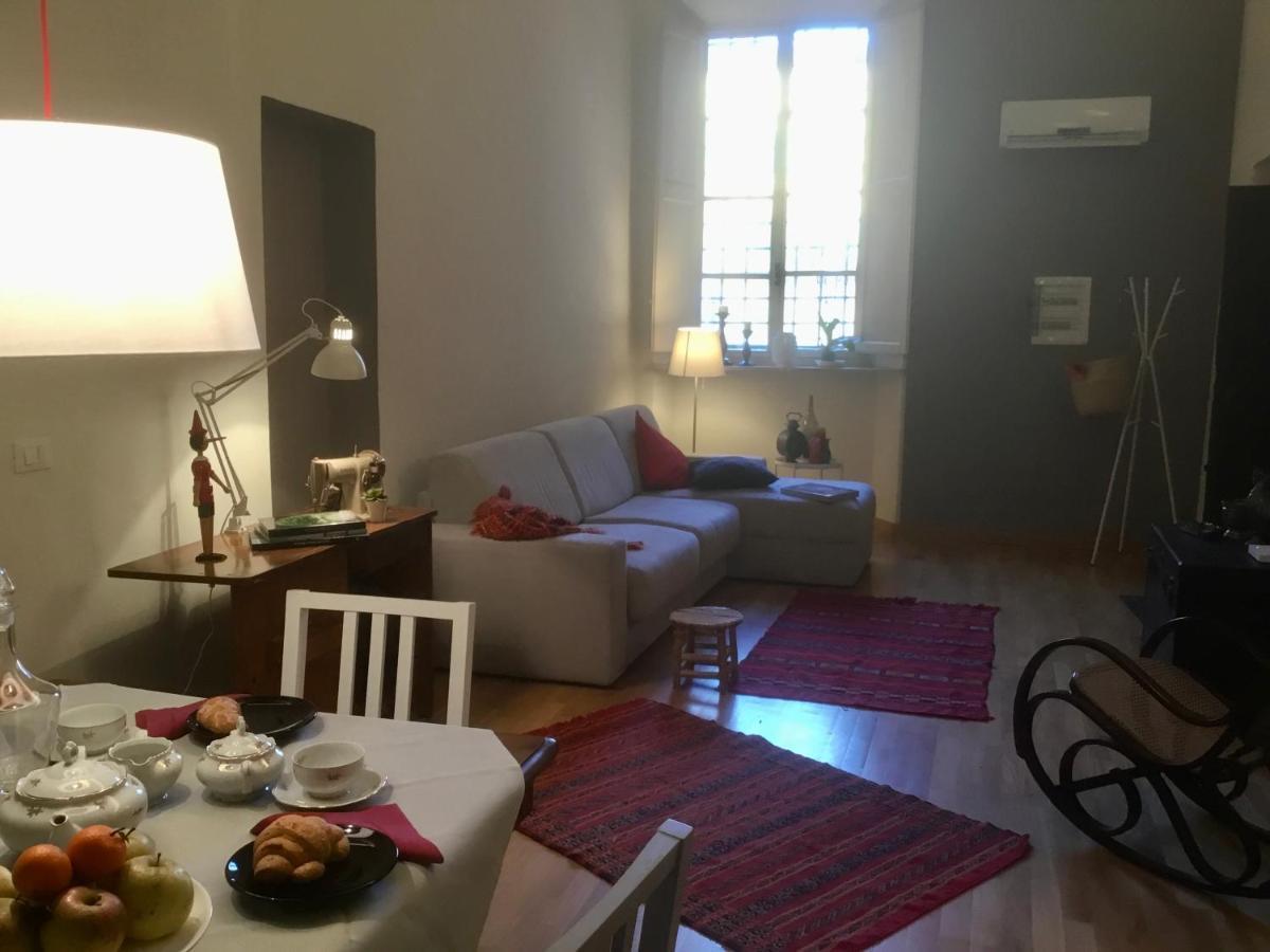 Torre Guinigi Luxury Loft Nel Centro Storico Di Lucca Apartment Luaran gambar