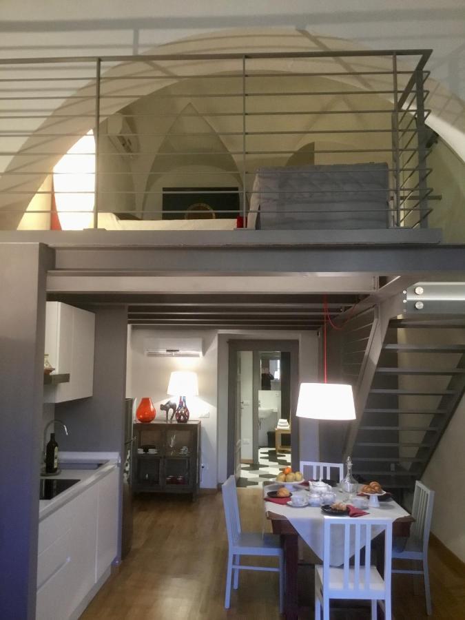 Torre Guinigi Luxury Loft Nel Centro Storico Di Lucca Apartment Luaran gambar